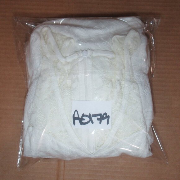 Meetjen Ivory Lace Fit & Flare Dress | Size Large - Picture 10 of 10